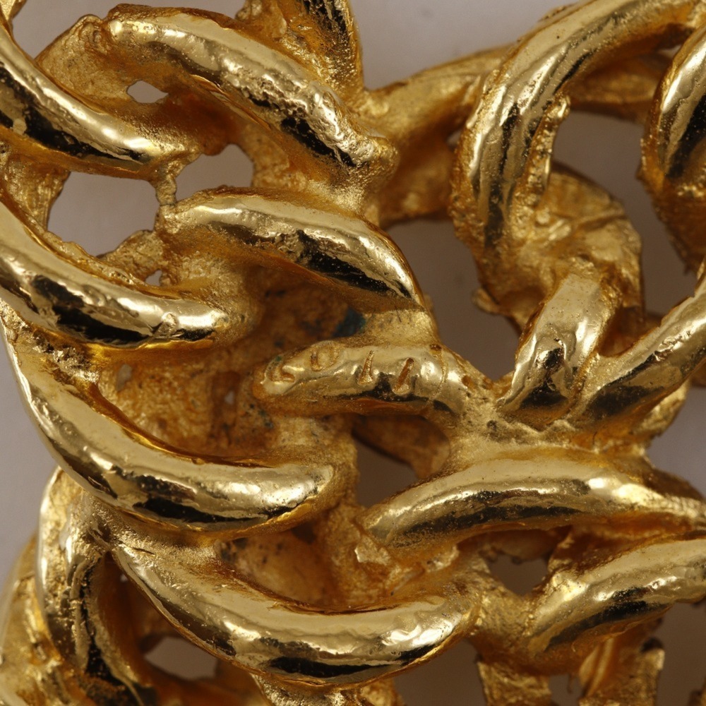 CHANEL Authentic Gold Logo Brooch - Picture 4 of 6